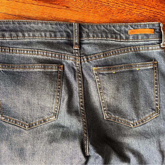 Pilcro High Rise Cropped flare size 25 - Picture 2 of 3